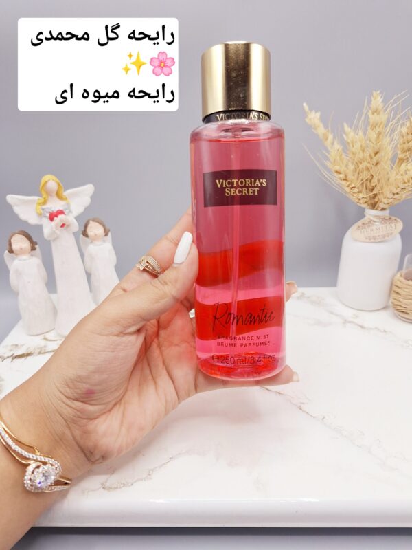 بادی اسپلش 250 ml شاین دار ویکتوریا سکرت مدل Romantic اورجینال -