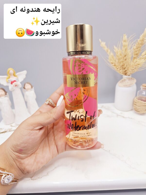بادی اسپلش 250 ml شاین دار ویکتوریا سکرت مدل Twist of Watermelon اورجینال -